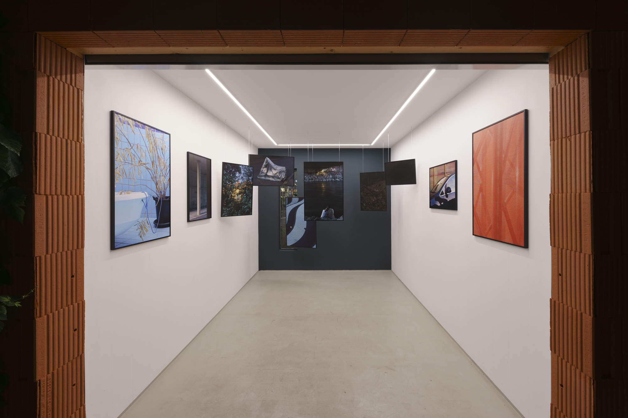 2021_10_08-Suahtsnuk_Ausstellungsansichten-Peter_Rieser-2